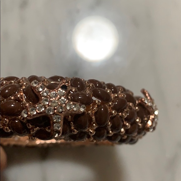 Rose gold and burgundy starfish bracelet - Picture 2 of 6